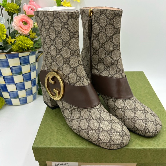 Women’s Gucci Blondie GG Supreme ankle boots size 40 made in Italy - Picture 1 of 10